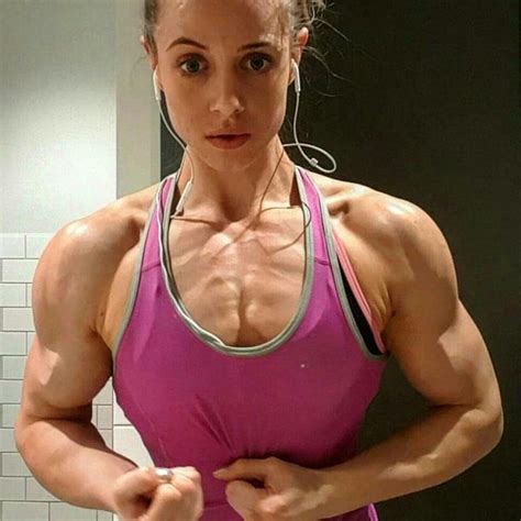 nude muscle women